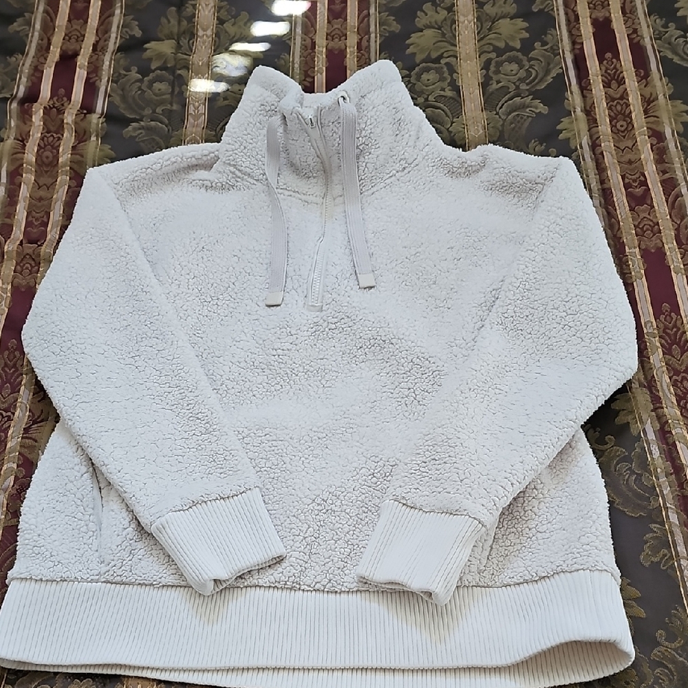 Cozy White Athleta Sherpa Pullover